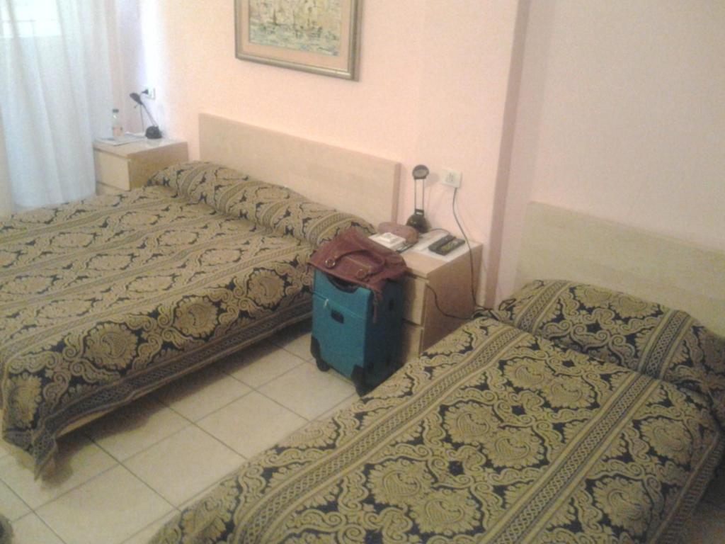 Hotel Perla Bologna Bagian luar foto